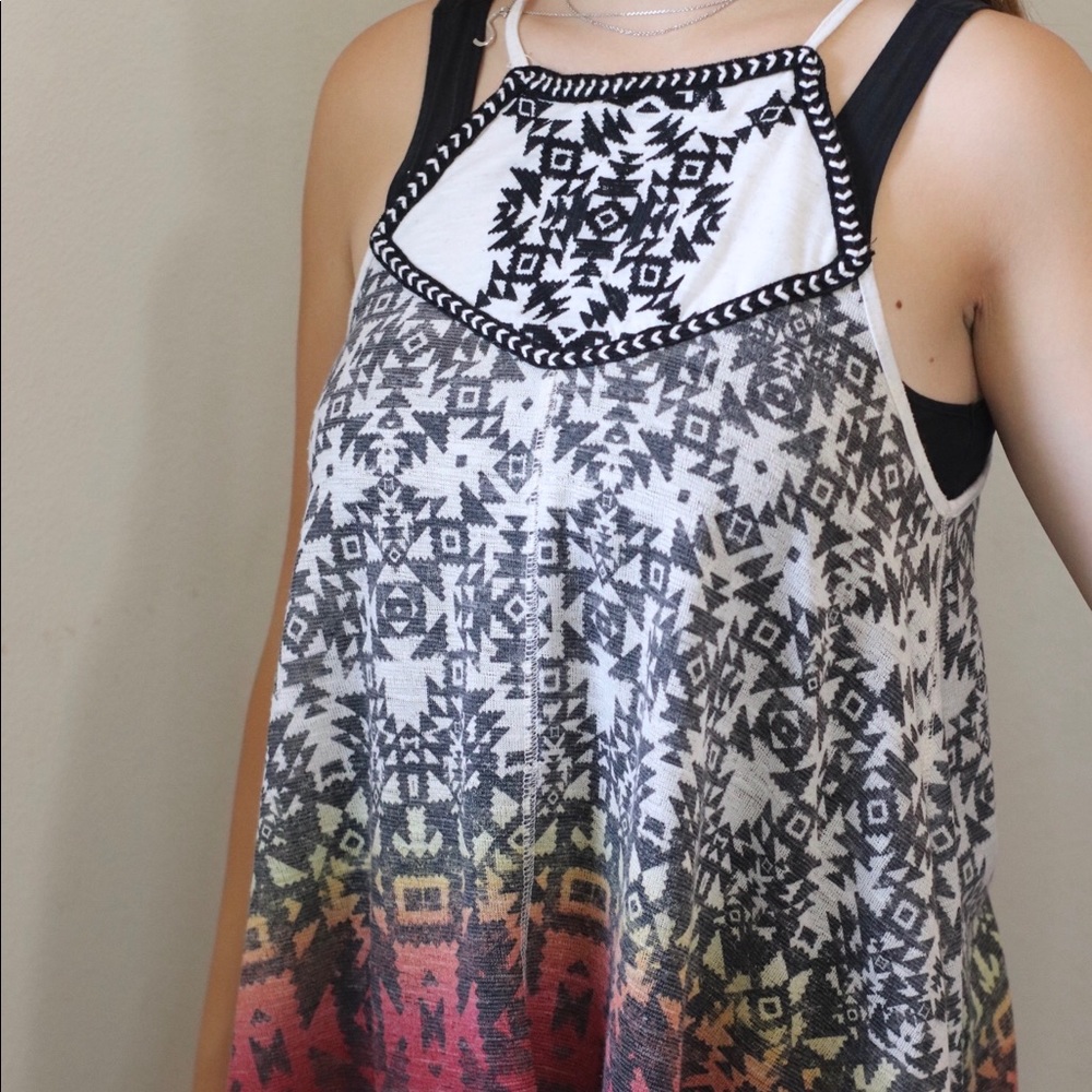 Shirt/tank top
